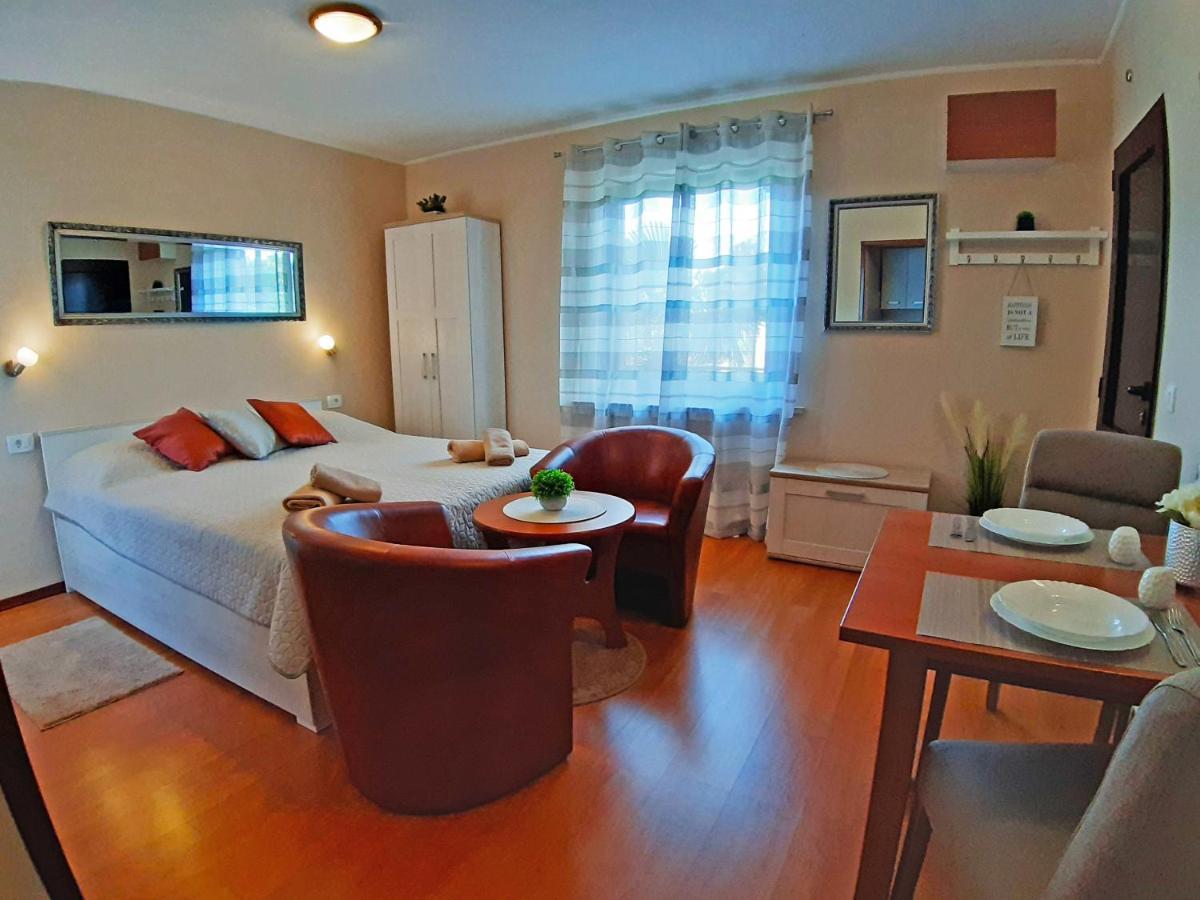 Apartments Rupec Poreč Exteriör bild